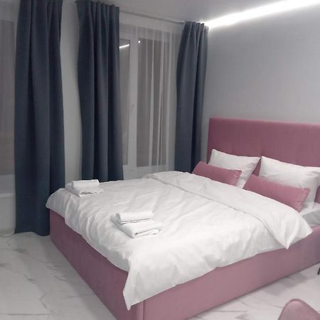 39 Apart Hotel Lviv Luaran gambar