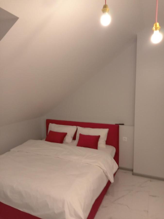 39 Apart Hotel Lviv Luaran gambar