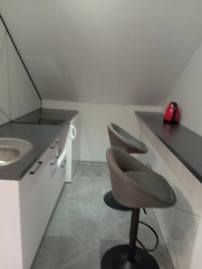 39 Apart Hotel Lviv Luaran gambar