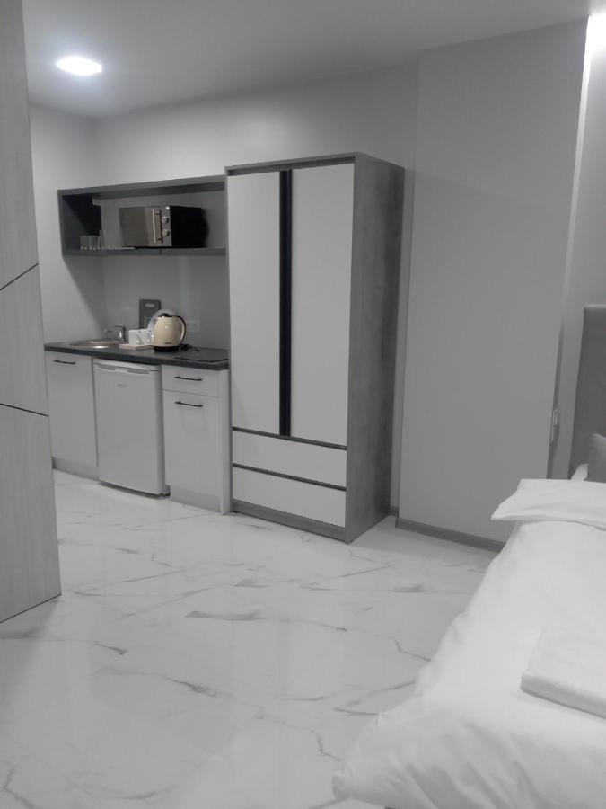 39 Apart Hotel Lviv Luaran gambar