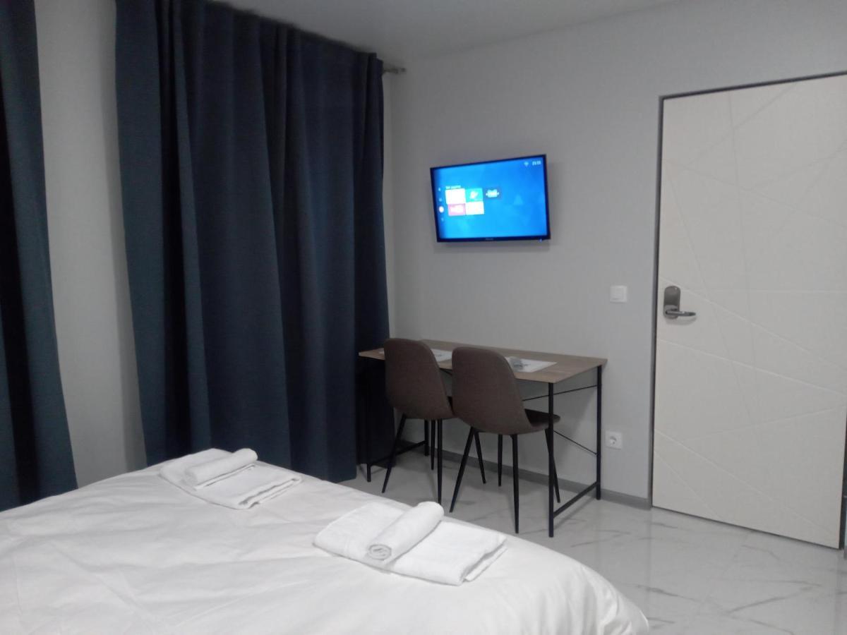 39 Apart Hotel Lviv Luaran gambar